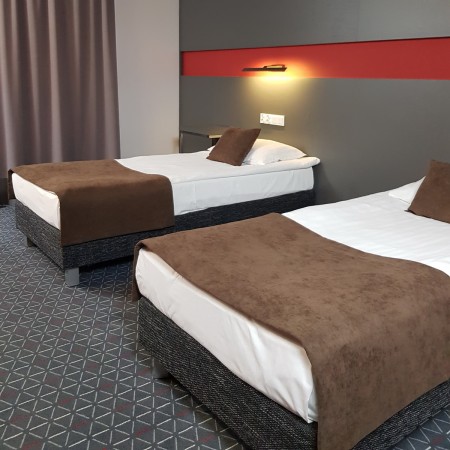 Szal na łóżko hotelowe. PAS 307.