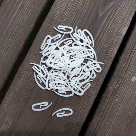 Agrafki do firan i zasłon dla systemu szyn aluminiowych