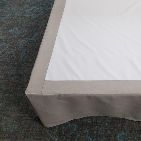 Osłony na łóżko.