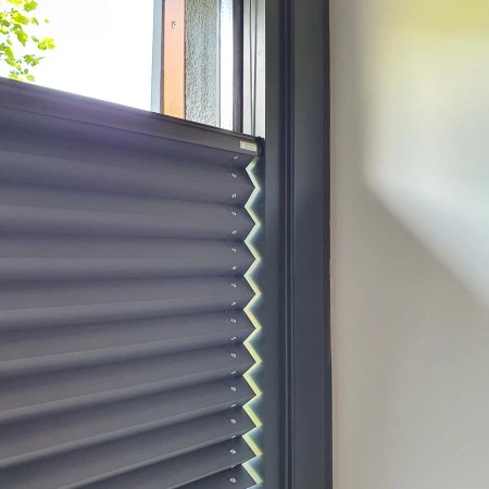 Żaluzja plisowana montaż inwazyjny