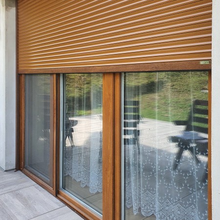 Roleta zewnętrzna podtynkowa solido.