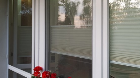 Żaluzja plisowana VS2 do salonu w rozm. 70x130 cm