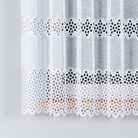 Firana z aplikacja do pokoju