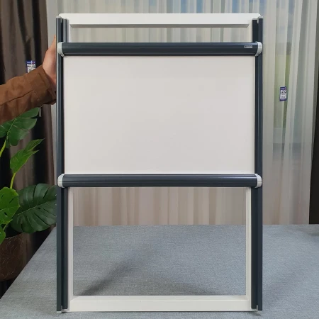 Roleta materialowa dwukierunkowa