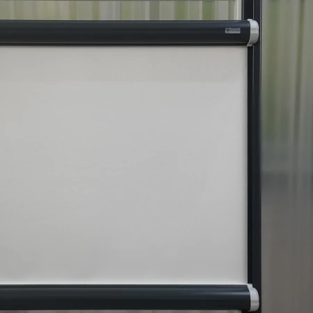 Roleta dwukierunkowa w prowadnicach