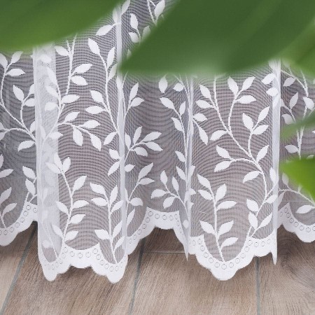 gotowa firanka w liscie