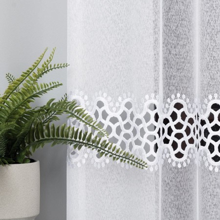 firanka biala haftowana