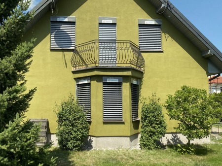 Żaluzje fasadowe podtynkowe marki Anwis..jpg