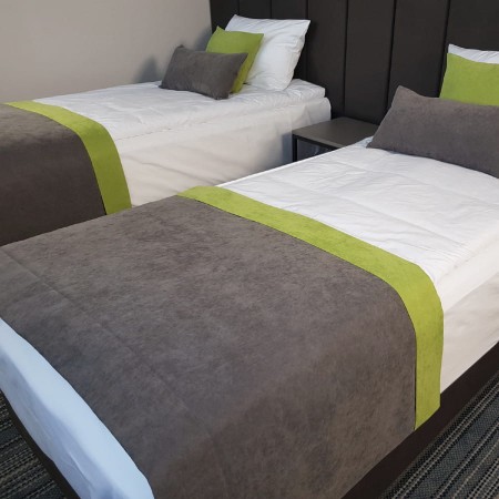 Narzutka na łóżko hotelowa PAS 337.