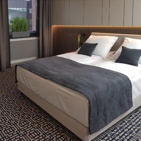 PAS 312 Szal na łóżko w rozm. 230x65 cm