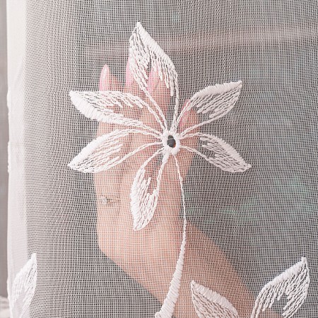 firanka na metry haftowana