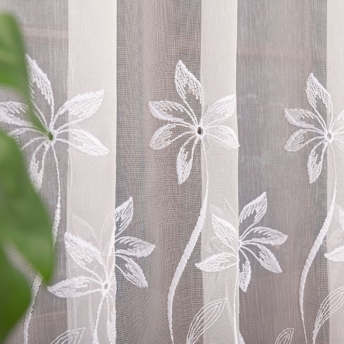 Przejdź do produktu Firanka haftowana z kwiatowym wzorem wysokość 160 cm 242779