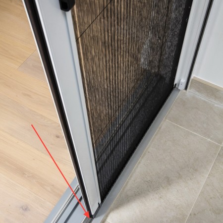 Moskitiera plisowana na okno balkonowe