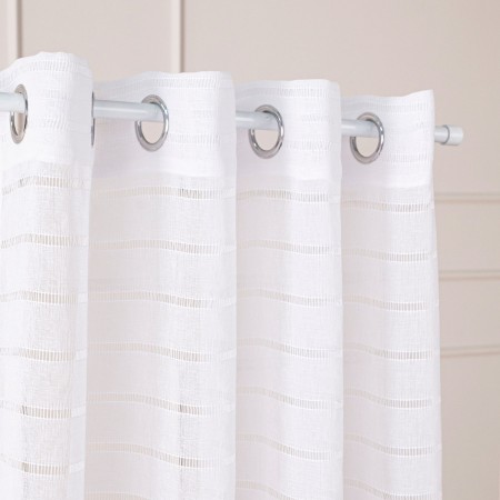 firanka na przelotkach do salonu