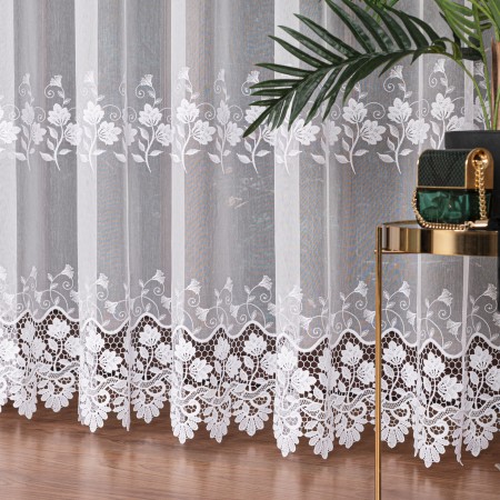 firanka dekoracyjna z aplikacja