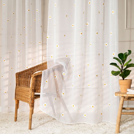 firanka na przelotkach do pokoju
