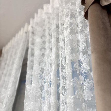 firanka-gotowa-do-pokoju