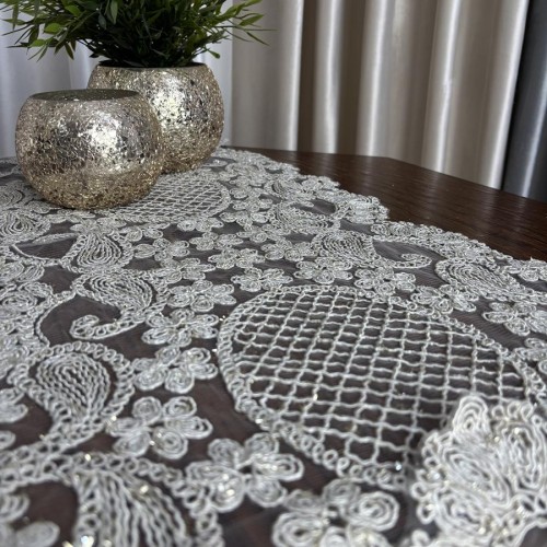 Przejdź do produktu Pasaż dekoracyjny kremowo-złoty rozmiar 35x140 cm P5