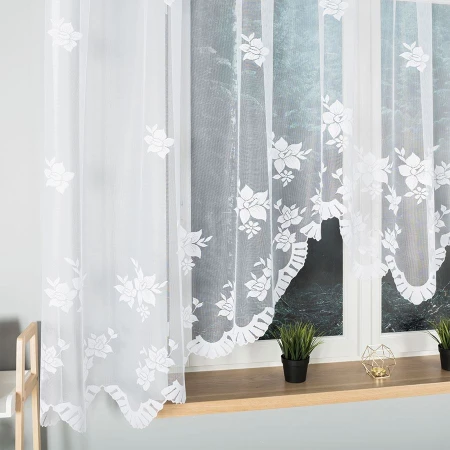 firanka-zakardowa-ze-wzorem