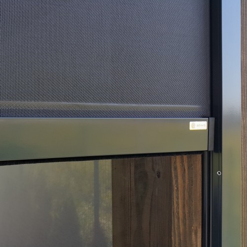 Przejdź do produktu Roleta tarasowa 5x1,8  screen przedział 5000x1800 mm refleksola 3% 