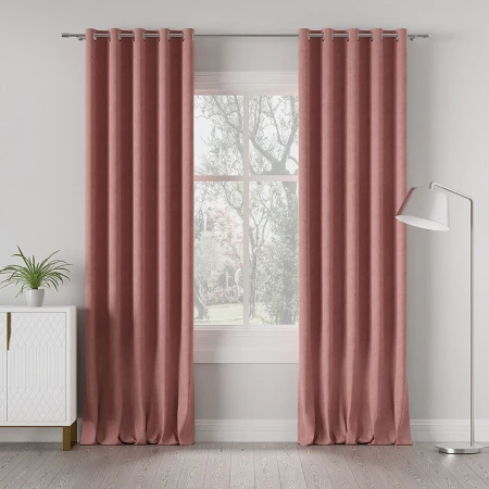 zaslona-dekoracyjna-na-przelotkach