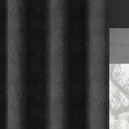 gotowa-zaslona-dekotracyjna-na-tasmie