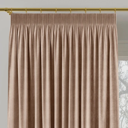 zaslona-na-tasmie-do-sypialni