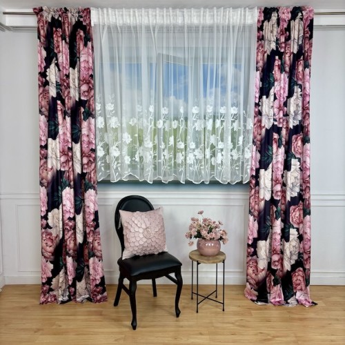 Przejdź do produktu Firanka gotowa na taśmie biała z haftem kwiatowym 300x145 cm H23