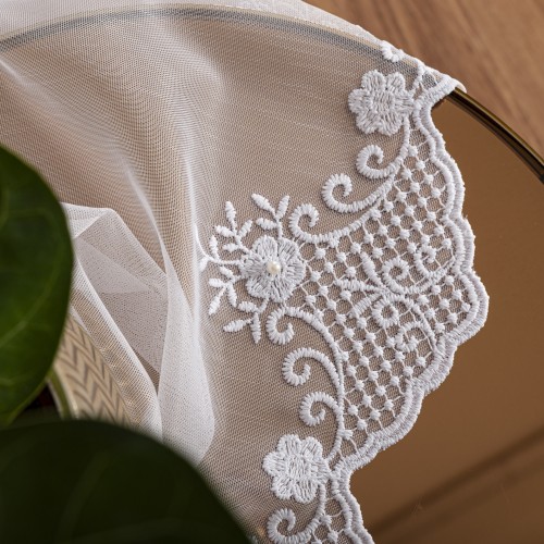 Przejdź do produktu Firanka haftowana pasowa, wysokość 170cm, kolor 904 biały FH0021/000/904/000170/1