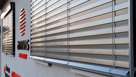 Żaluzje fasadowe  zewnętrzne przeciwsłoneczne.jpg