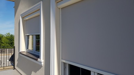 Screen ZIP 95 - roleta screen w kolorze krem.