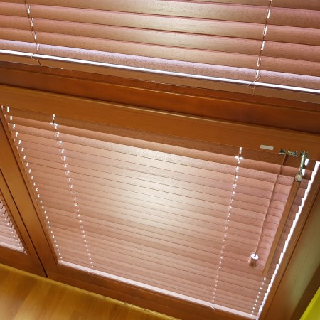 Żaluzja drewniana 25mm na wymiar.