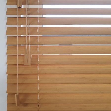 Żaluzja drewniana bambusowa.