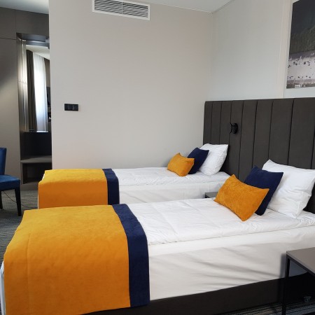 Narzuta  pasaż na łózko do hotelu.jpg