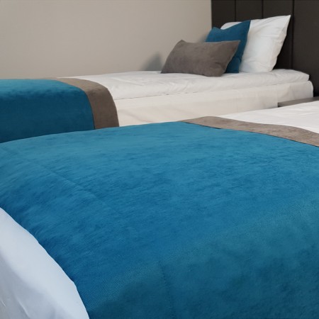 Narzutka hotelowa na łóżko PAS 327