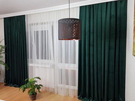 Aranżacja w salonie z zasłonami MAG 328.