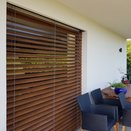 Żaluzje fasadowe do zabudowy.