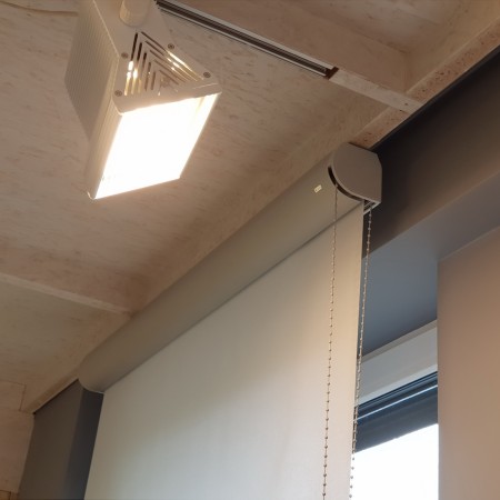 Roleta w kasecie bez prowadnic RM45.