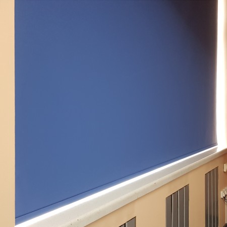 Roleta elektryczna wewnętrzna.