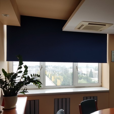 Roleta materiałowa elektryczna RM55.