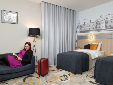 Skyroom32. Narzuty i pasaże hotelowe.