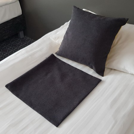 Poszewka ozdobna 40x40.