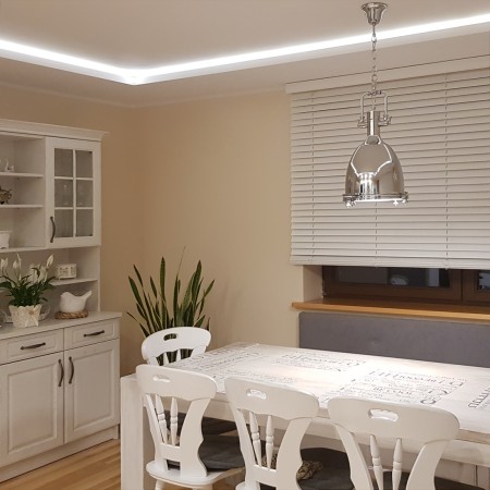 żaluzje drewniane białe 50mm