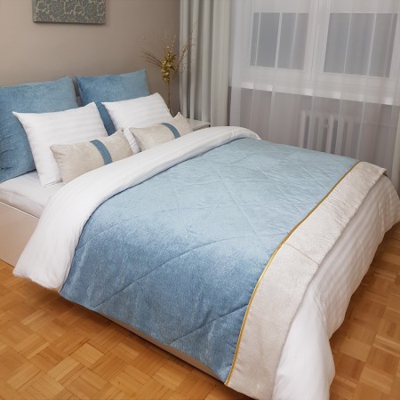 Narzuta hotelowa na łóżko