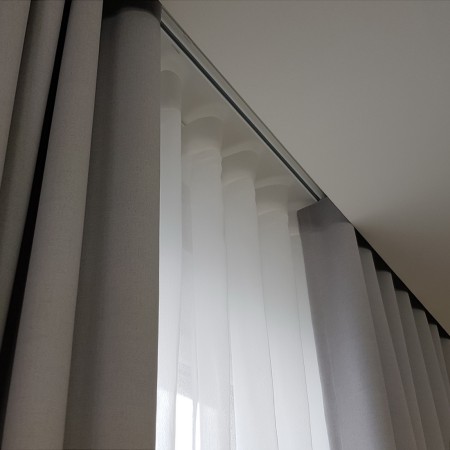 Firany z atestem niepalności.