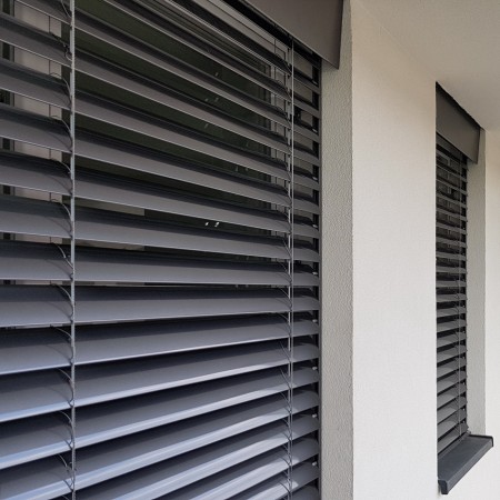 Żaluzja fasadowa.
