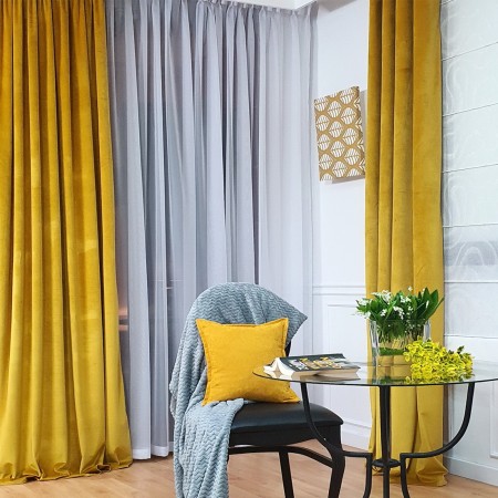 Zasłona na taśmie marszczącej.