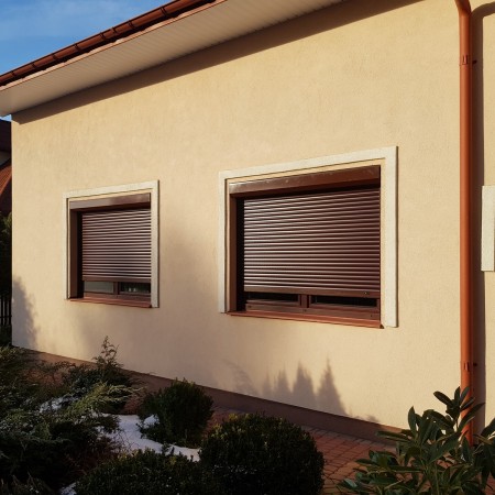 P39 Zewnętrzna roleta elewacyjna