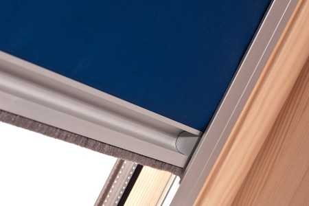 Fantazja Premium. Dachowa roleta zaciemniająca.