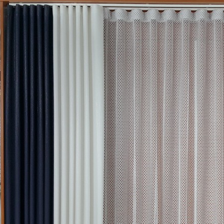 Zasłona zaciemniająca na fali.